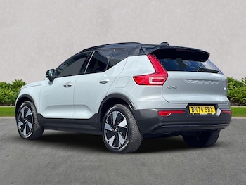 Used Volvo XC40 2024 for sale - 75530123: Photo