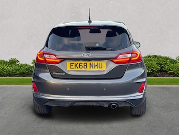 Used Ford Fiesta 2018 for sale - 79307804: Photo