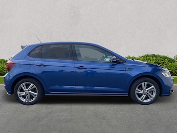 Used Volkswagen Polo 2024 for sale - 76149576: Photo