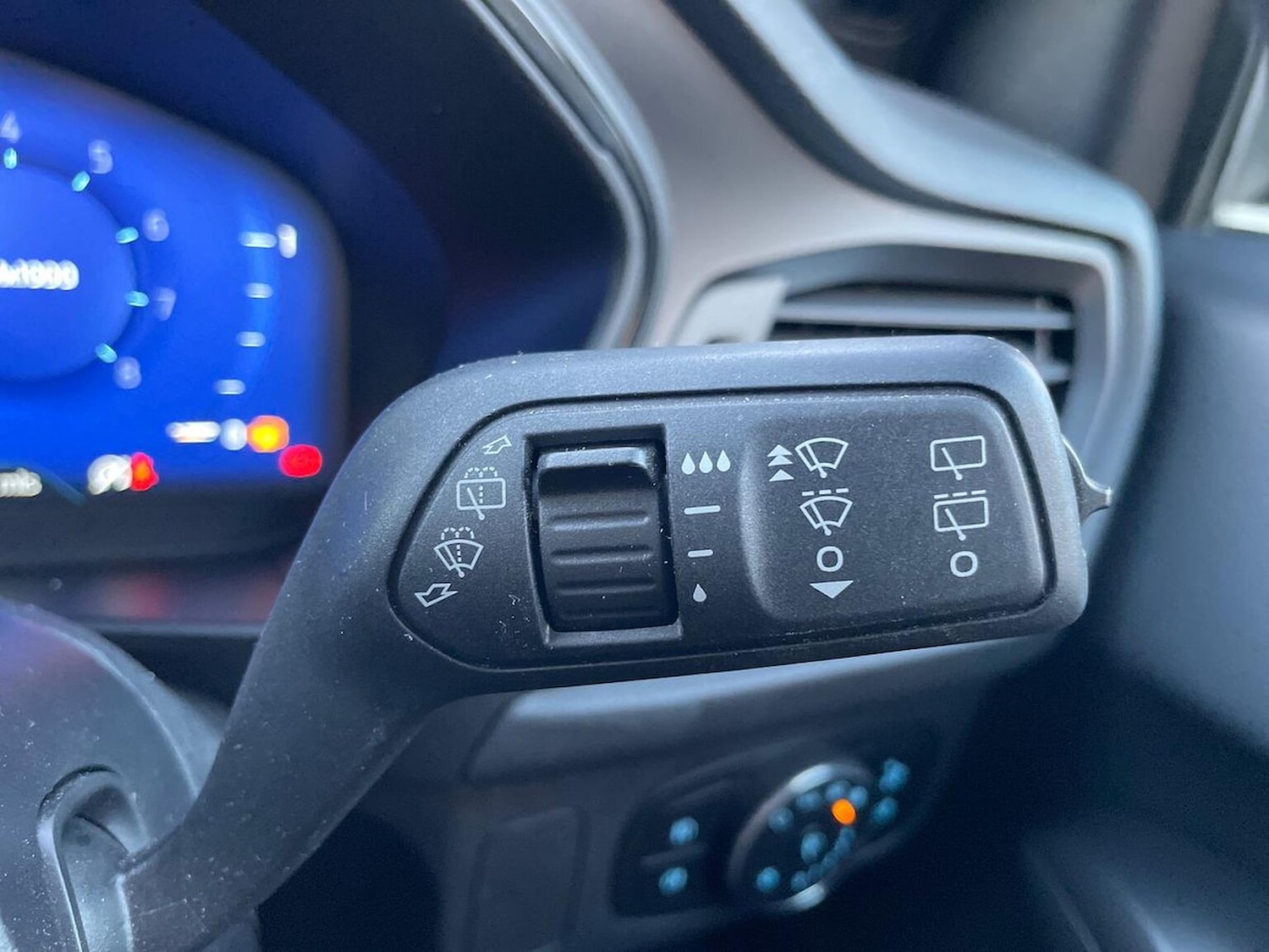 Used Ford Focus 2023 for sale - 76655940: Photo 28