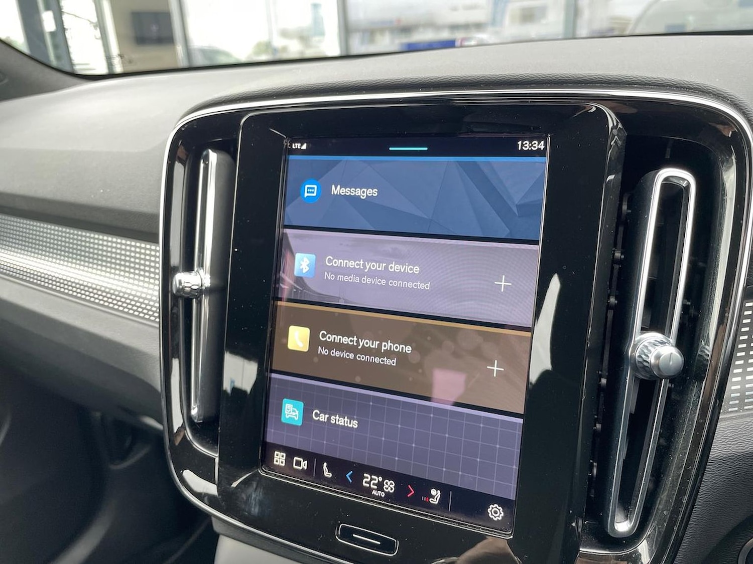 Used Volvo XC40 2024 for sale - 76490774: Photo 11