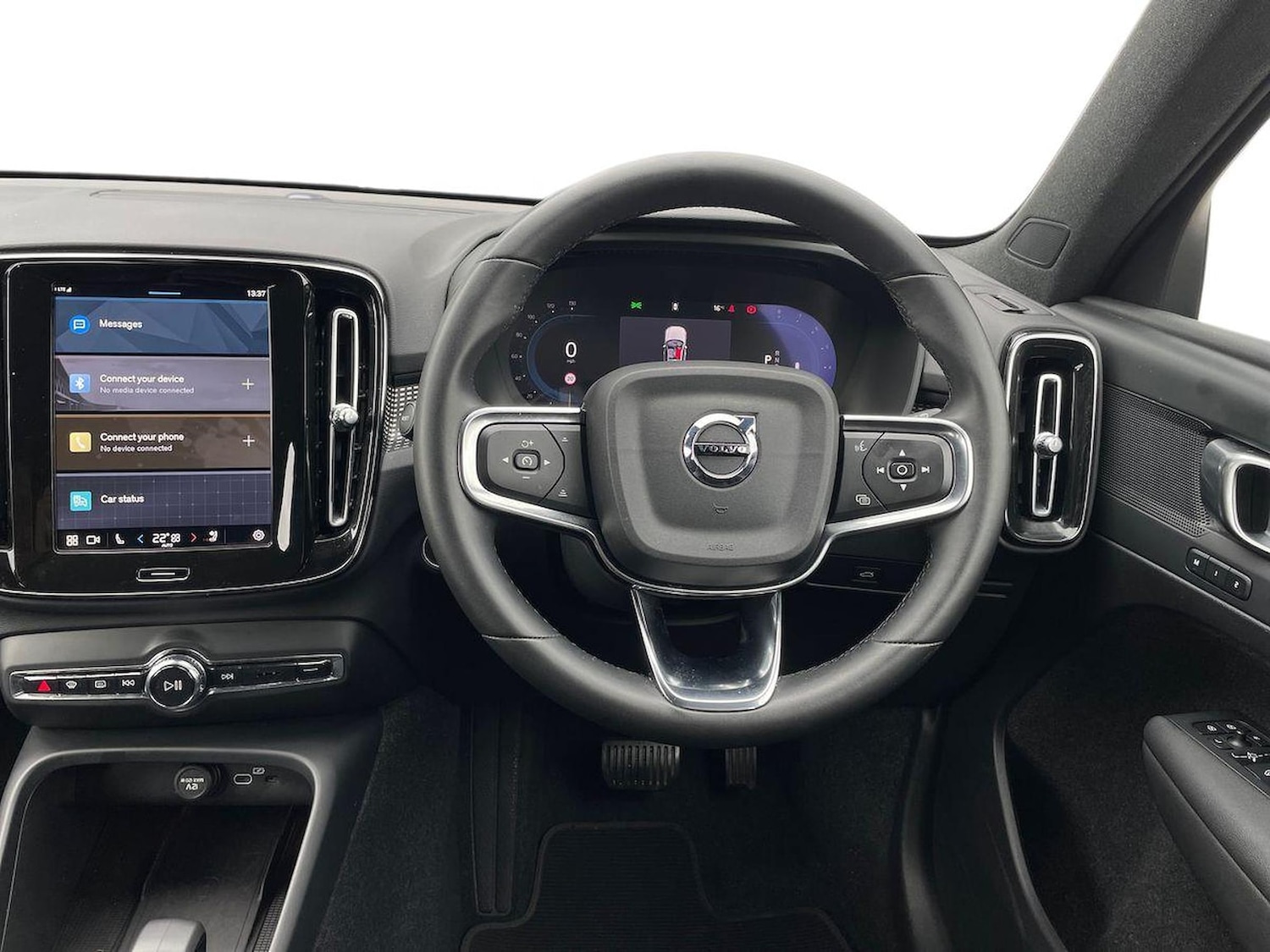 Used Volvo XC40 2024 for sale - 76490774: Photo 9