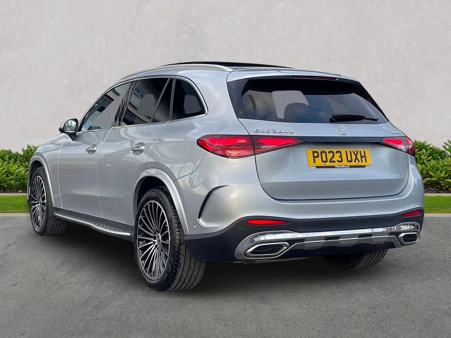 Used Mercedes-Benz GLC 2023 for sale - 77888610: Photo 2