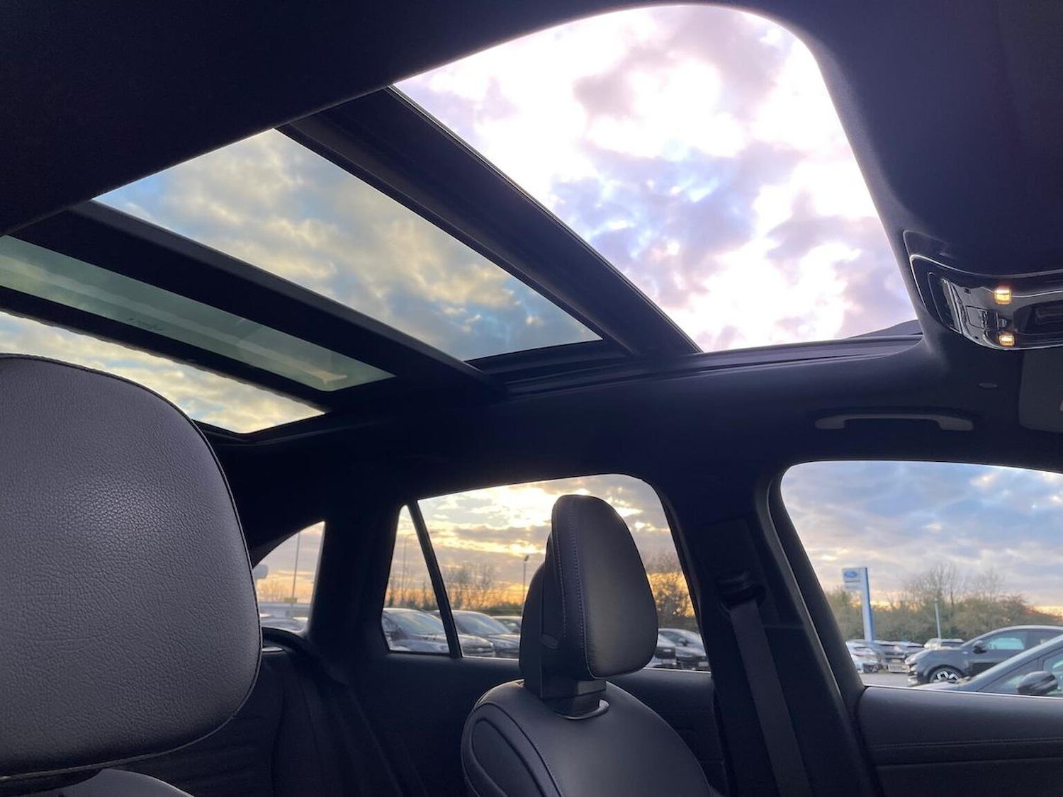 Used Mercedes-Benz GLC 2023 for sale - 77888610: Photo 32