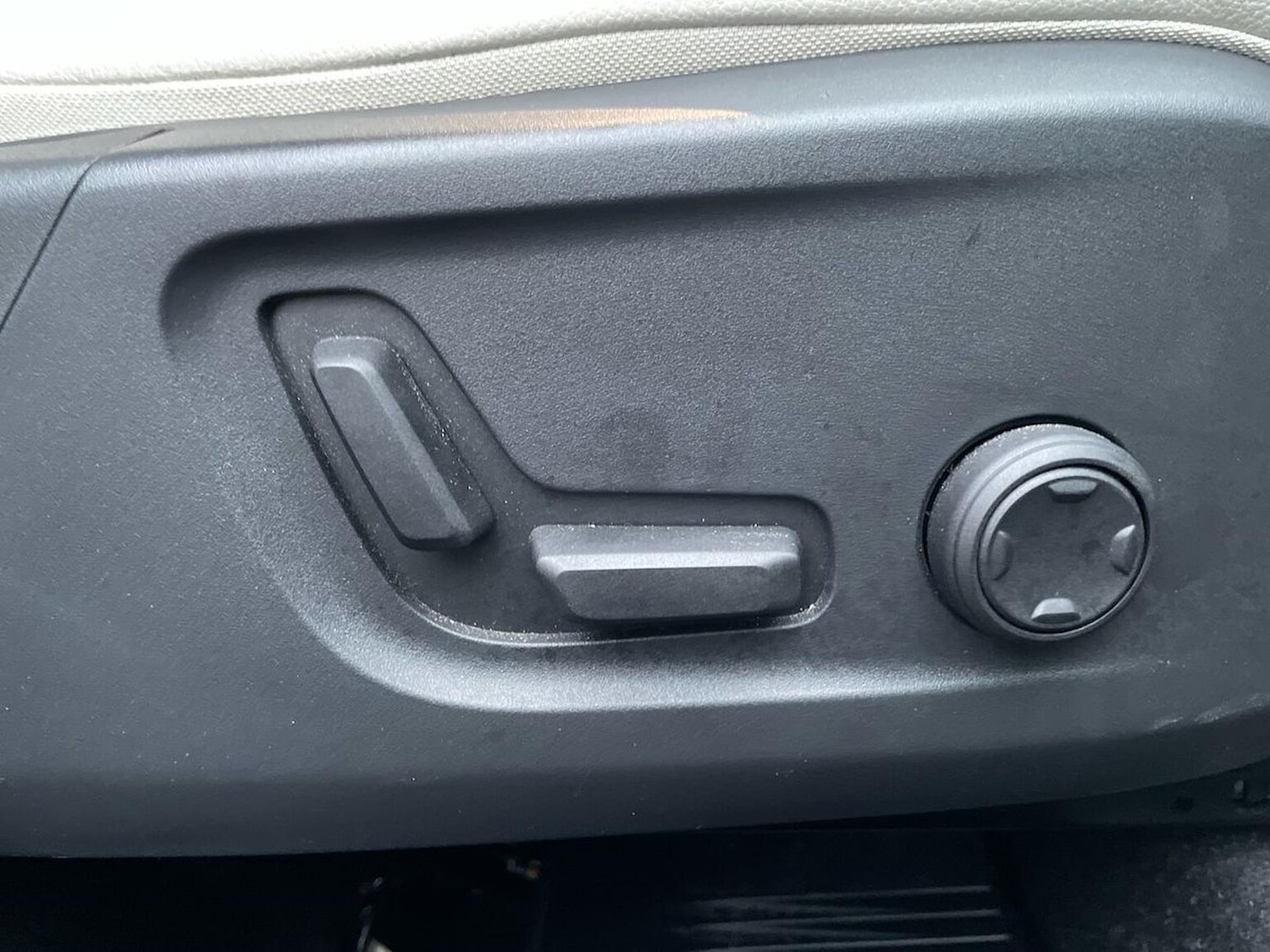 Used Volvo XC40 2020 for sale - 76885020: Photo 30