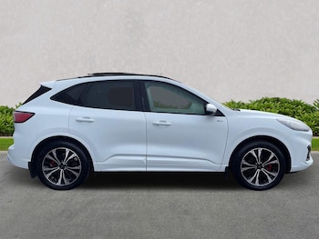 Used Ford Kuga 2023 for sale - 76142899: Photo 3