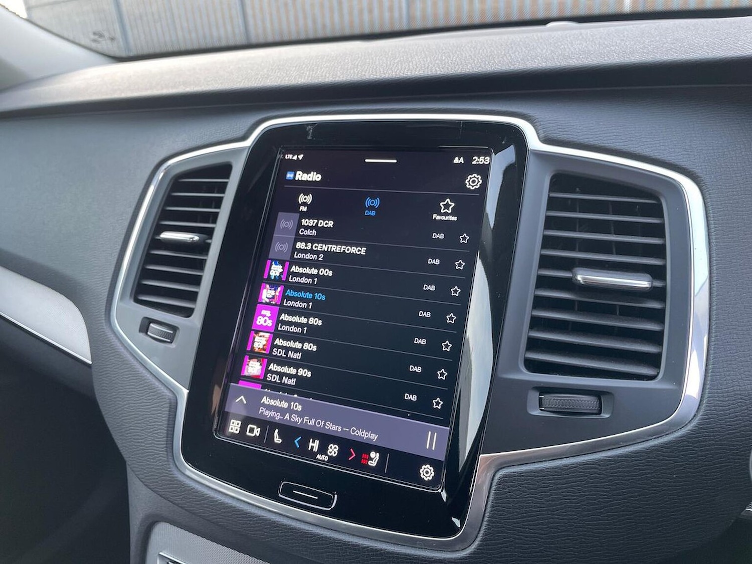 Used Volvo XC90 2023 for sale - 76935386: Photo 11