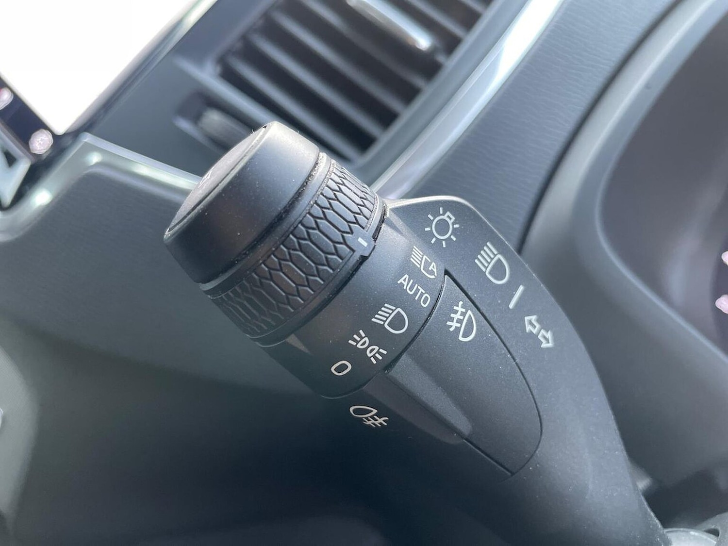 Used Volvo XC90 2023 for sale - 76935386: Photo 29