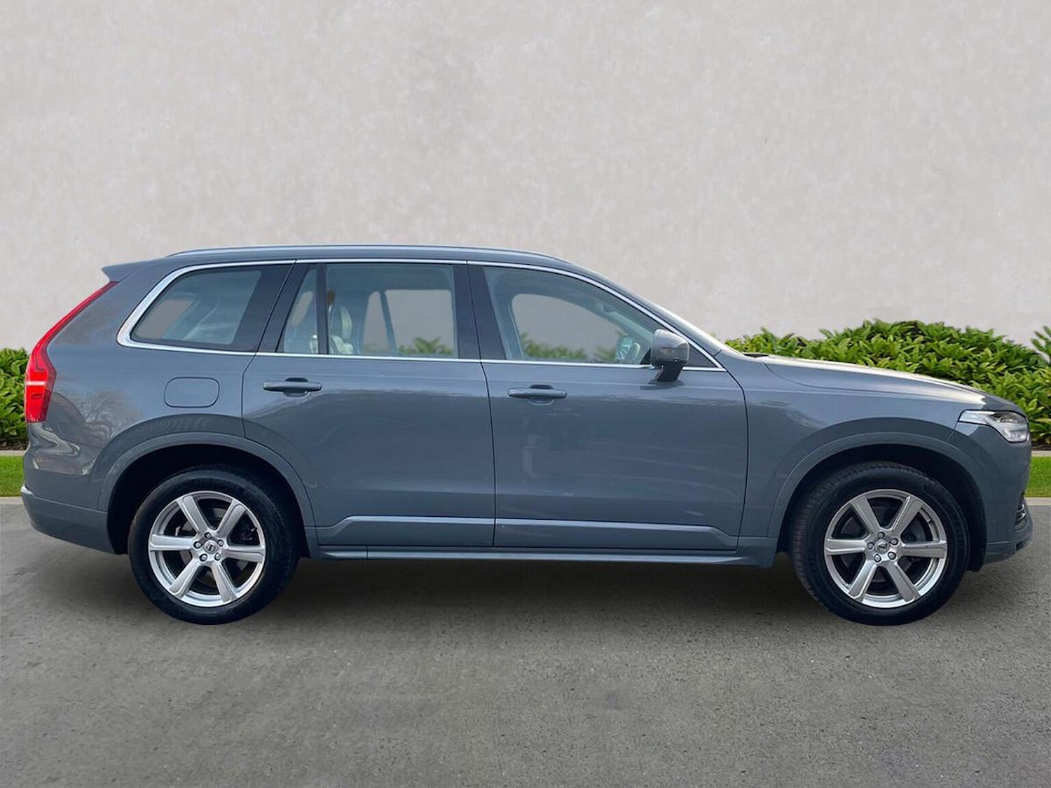 Used Volvo XC90 2023 for sale - 76935386: Photo 3