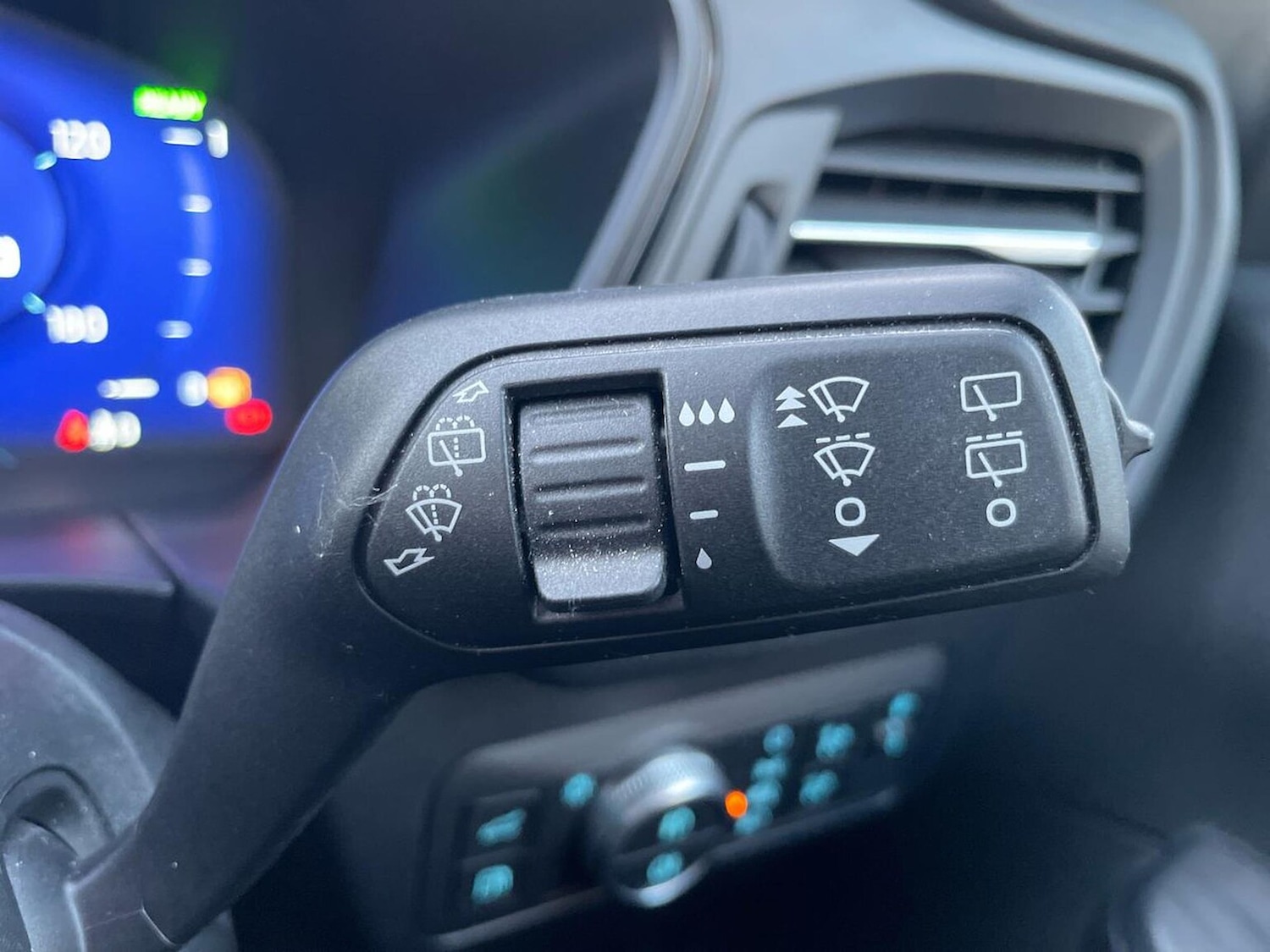 Used Ford Kuga 2022 for sale - 76935388: Photo 28