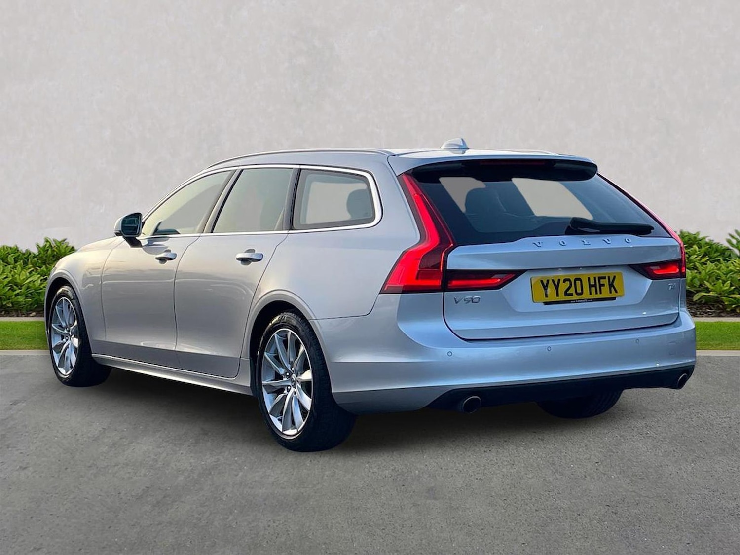 Used Volvo V90 2020 for sale - 78194663: Photo 2