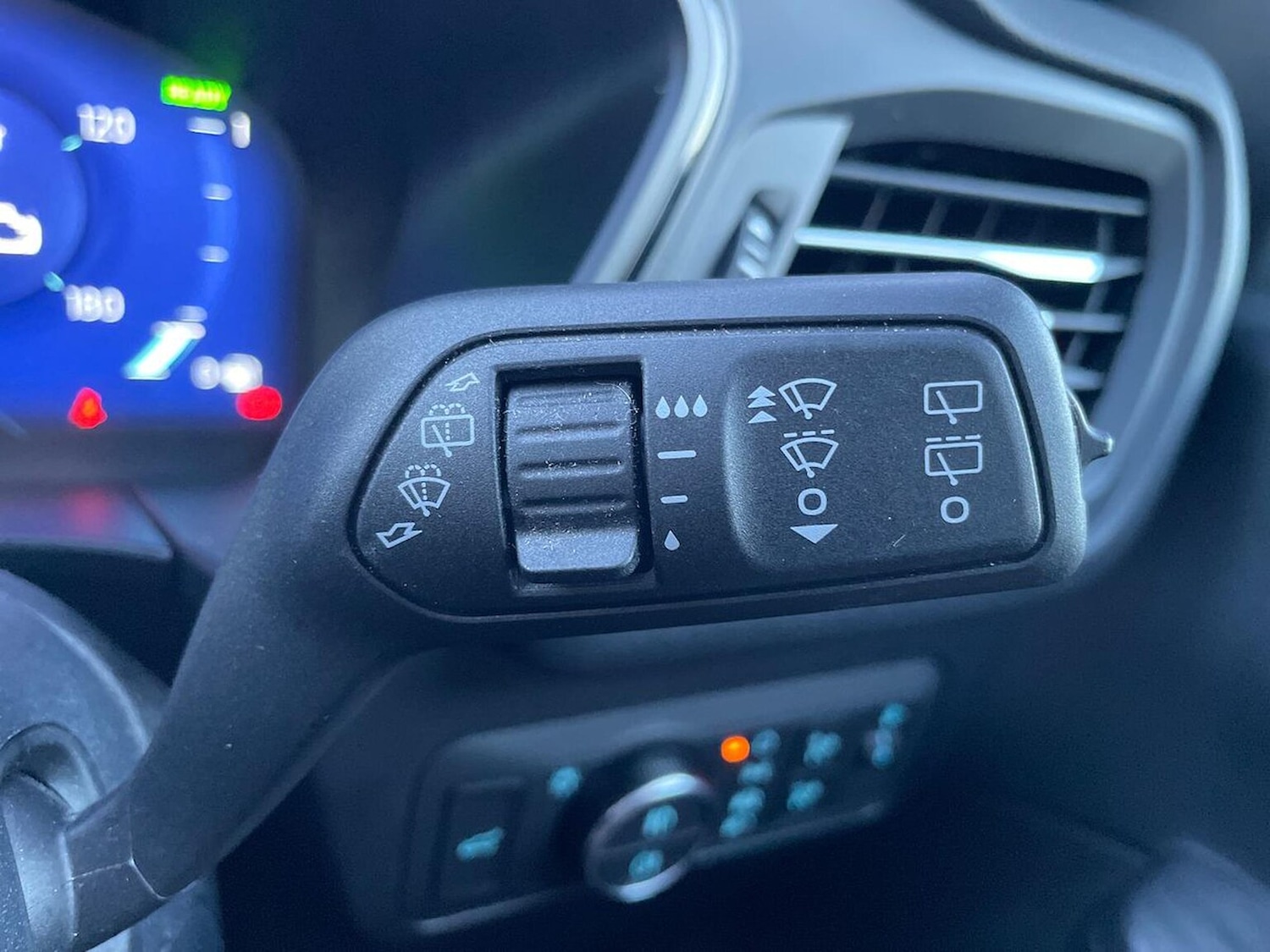 Used Ford Kuga 2023 for sale - 76892089: Photo 28