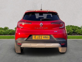 Used Renault Captur 2022 for sale - 77818229: Photo