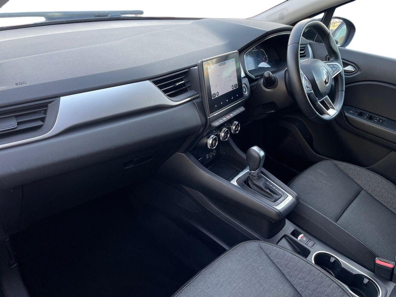 Used Renault Captur 2022 for sale - 77818229: Photo 7