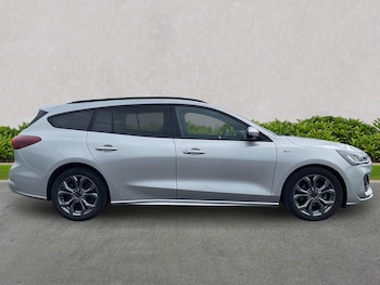 Used Ford Focus 2023 for sale - 78691859: Photo
