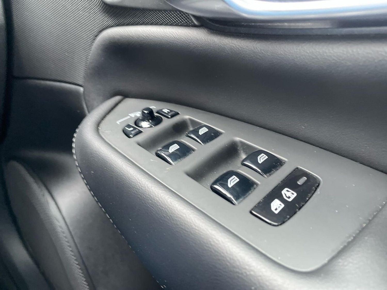 Used Volvo XC90 2023 for sale - 77775173: Photo 21