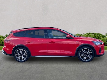Used Ford Focus 2023 for sale - 79439119: Photo