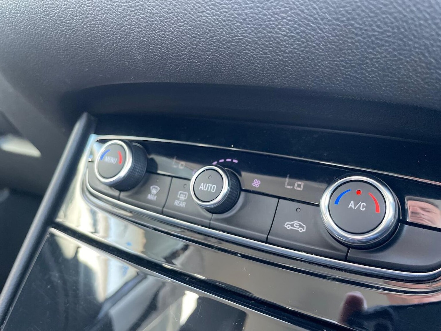 Used Vauxhall Grandland X 2020 for sale - 76707563: Photo 11