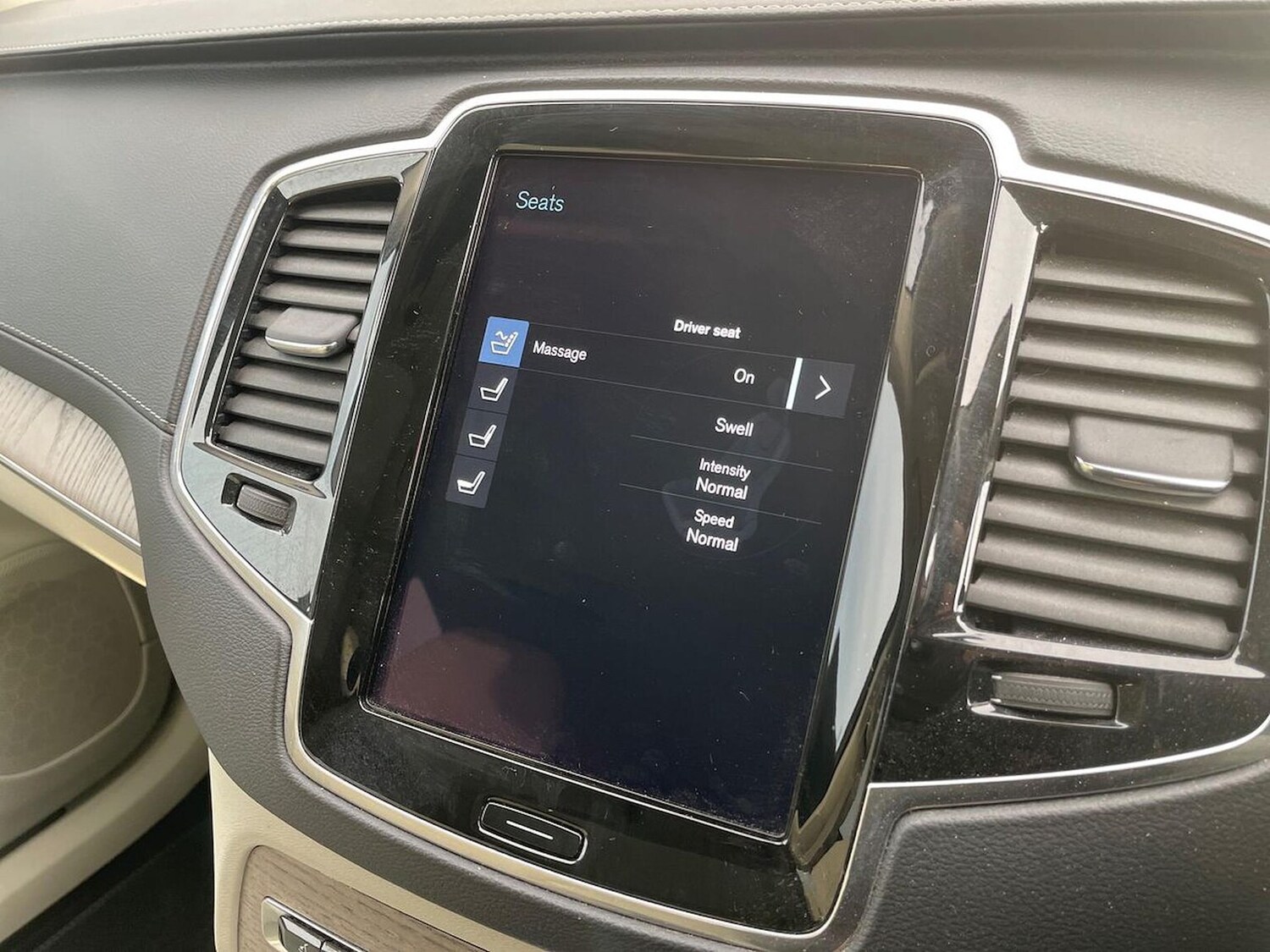 Used Volvo XC90 2021 for sale - 76968977: Photo 40