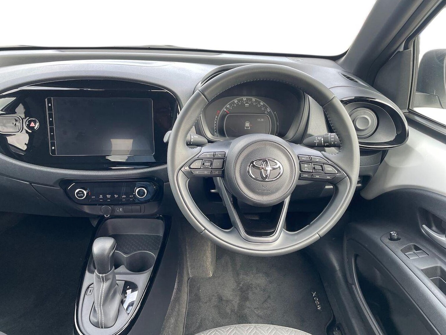 Used Toyota Aygo X 2025 for sale - 78194796: Photo 11