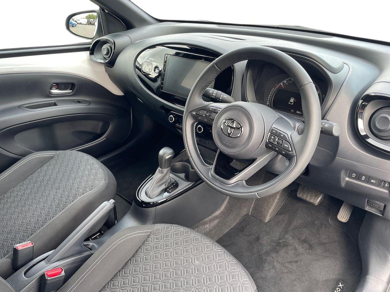 Used Toyota Aygo X 2025 for sale - 78194796: Photo 17