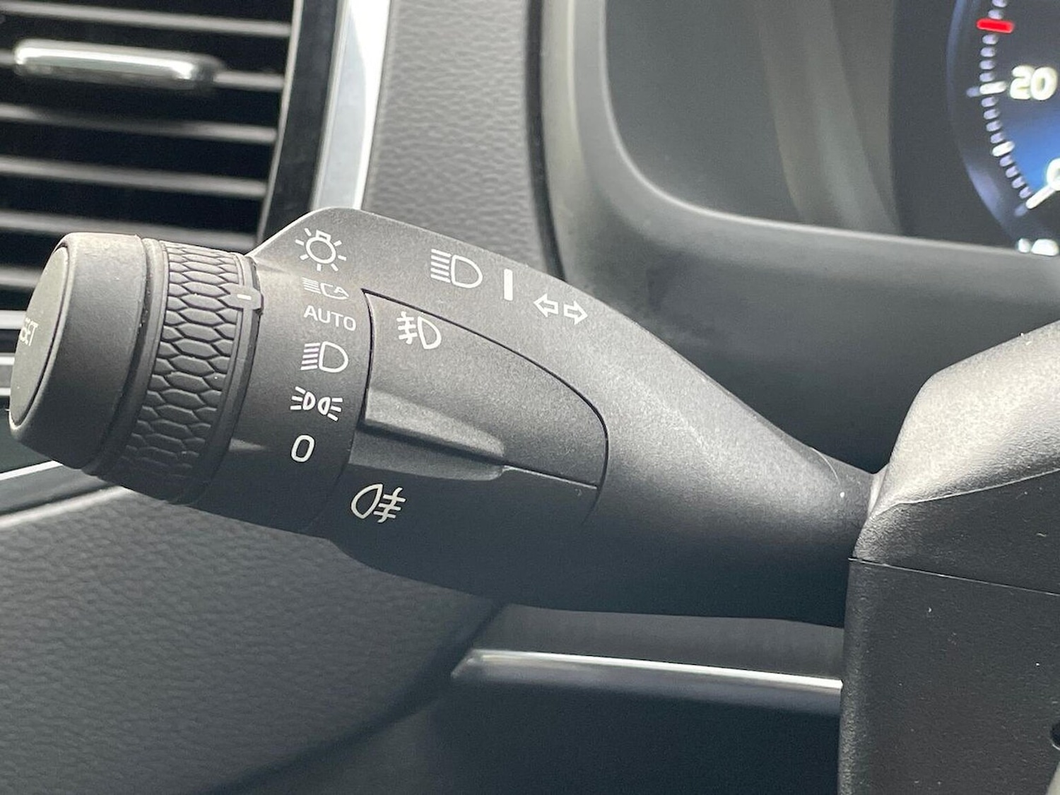 Used Volvo XC90 2020 for sale - 77062271: Photo 29