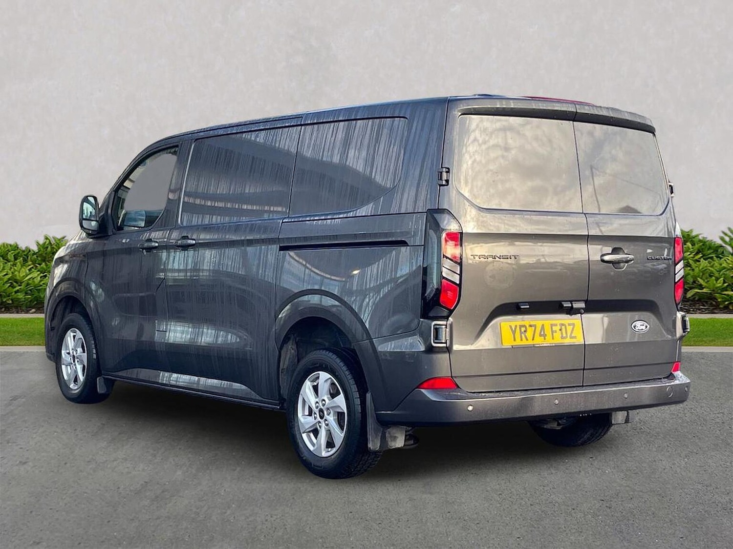 Used Ford Transit Custom 2024 for sale - 76794890: Photo 2