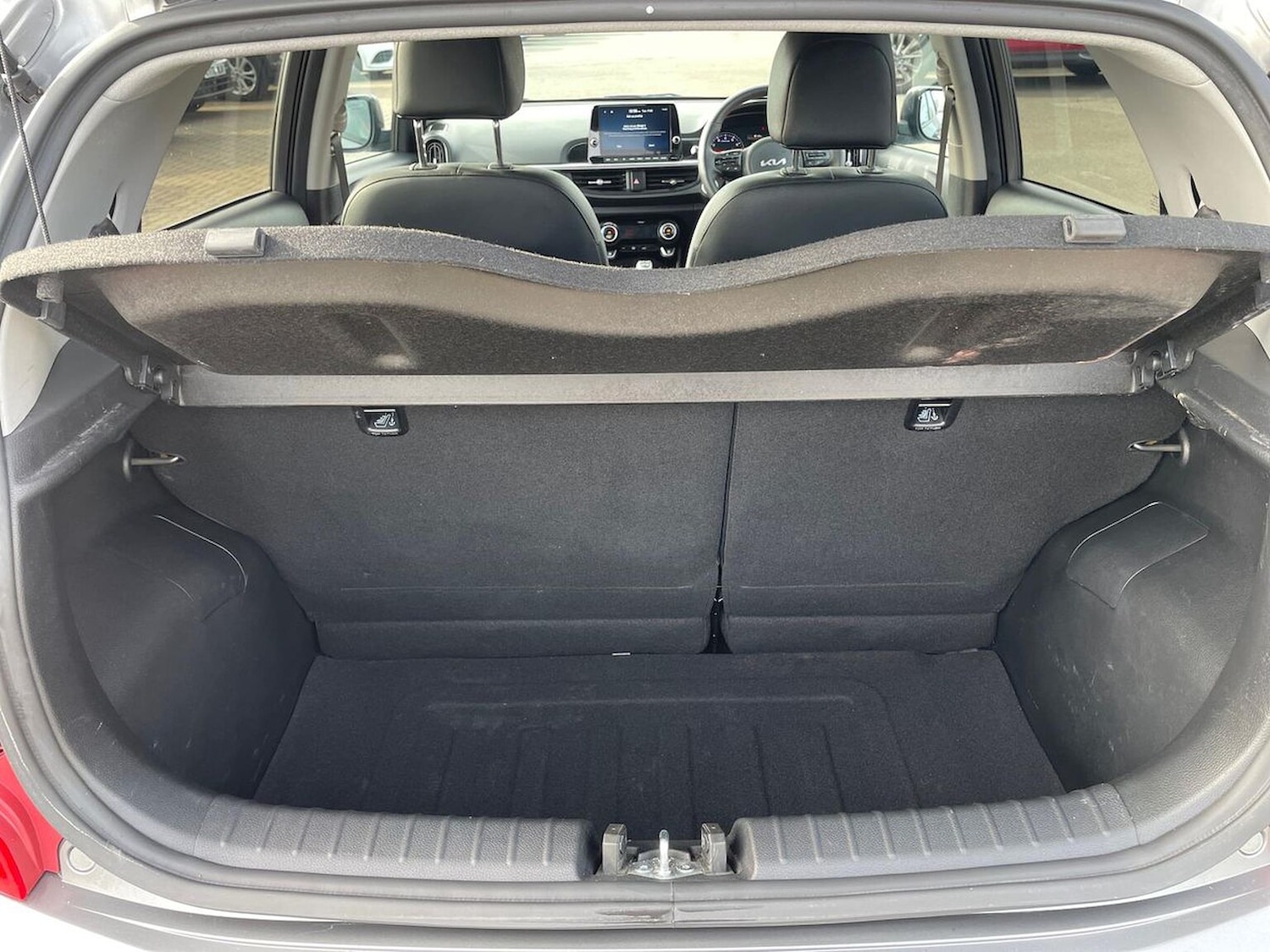 Used Kia Picanto 2023 for sale - 77997596: Photo 17