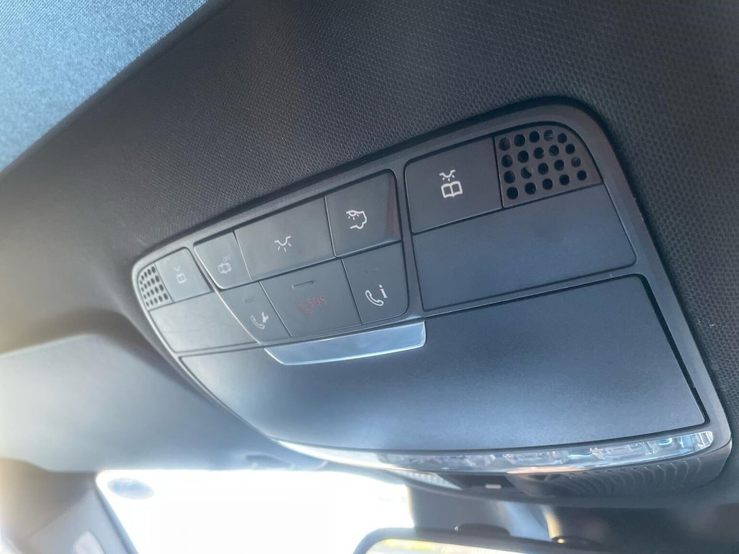 Used Mercedes-Benz GLC 2016 for sale - 77998742: Photo 14