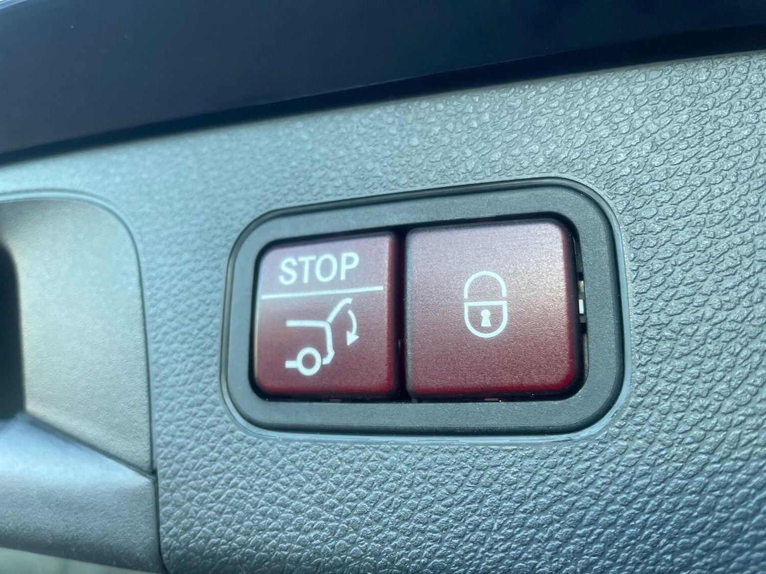 Used Mercedes-Benz GLC 2016 for sale - 77998742: Photo 22