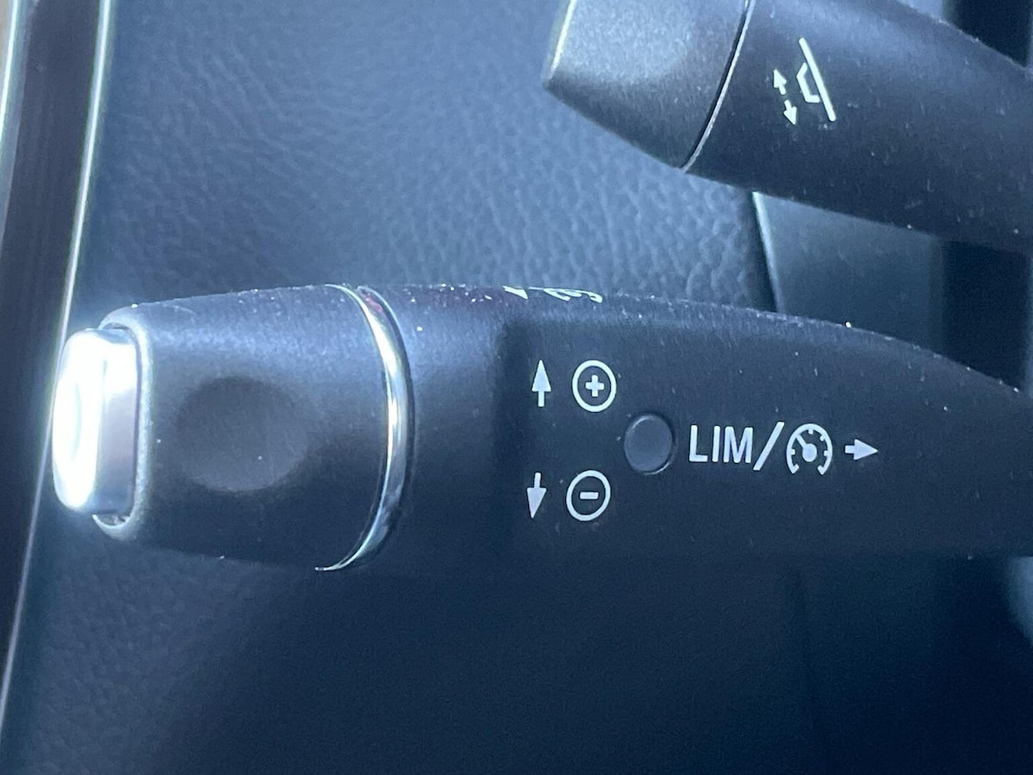 Used Mercedes-Benz GLC 2016 for sale - 77998742: Photo 25