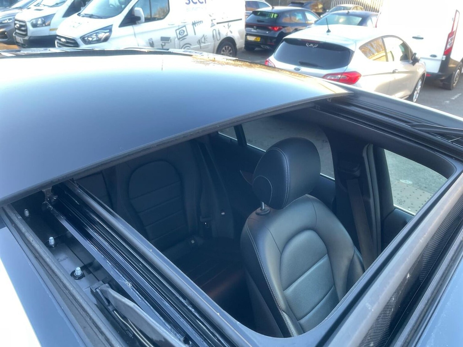 Used Mercedes-Benz GLC 2016 for sale - 77998742: Photo 41