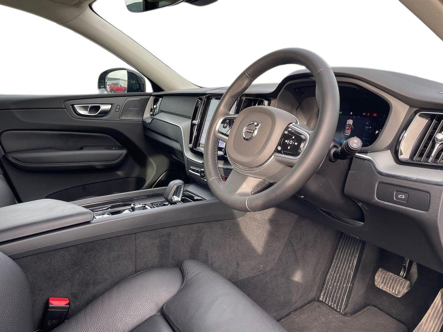 Used Volvo XC60 2024 for sale - 77984011: Photo 15