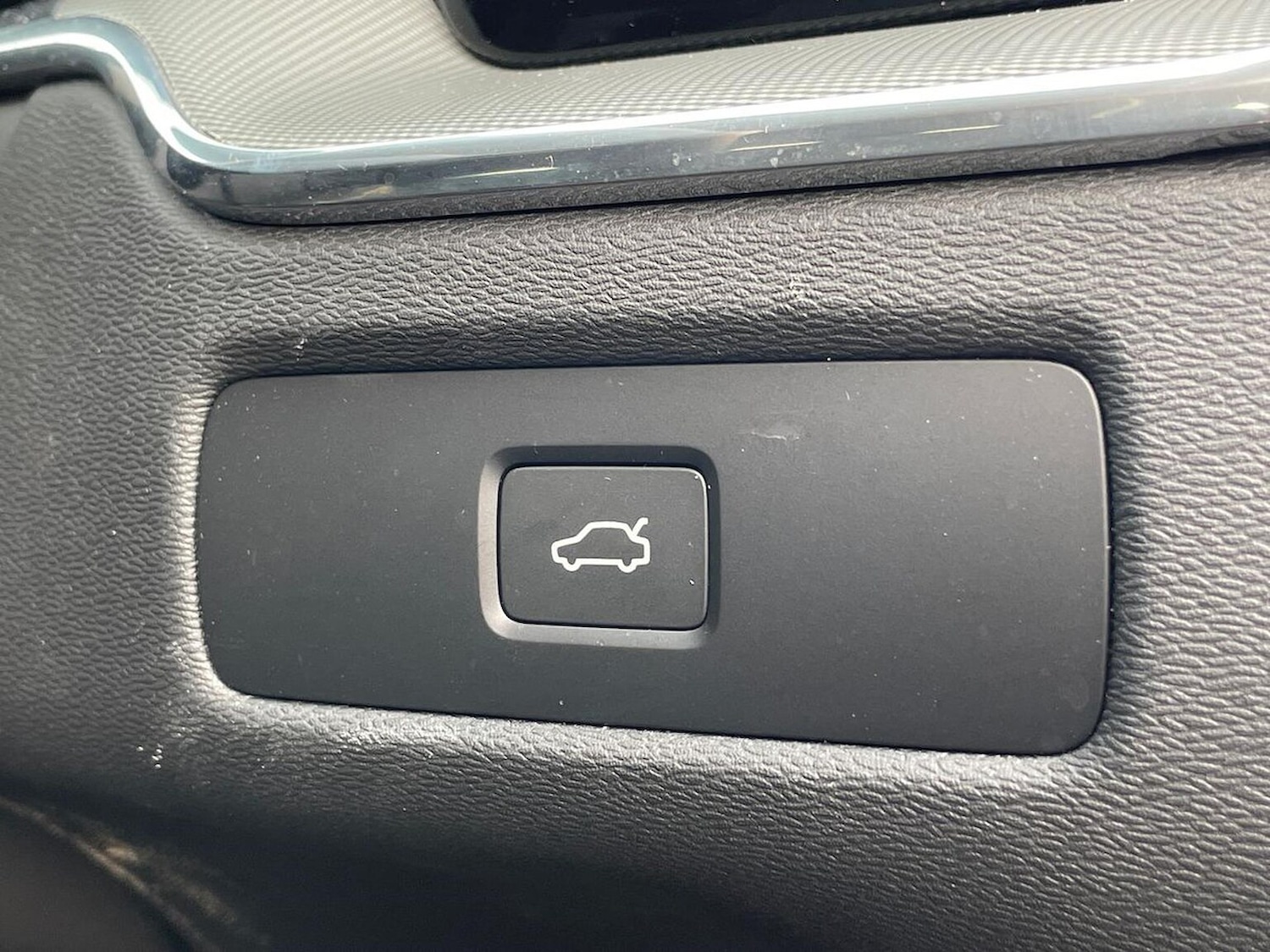 Used Volvo XC60 2024 for sale - 77984011: Photo 22