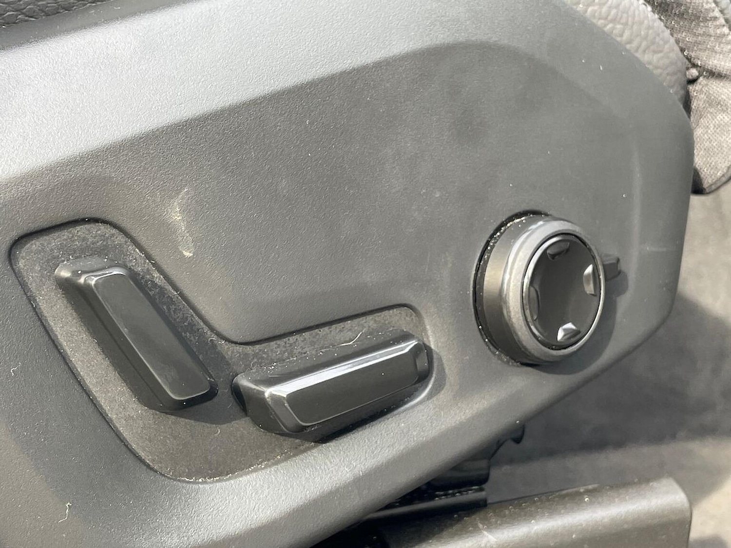 Used Volvo XC60 2024 for sale - 77984011: Photo 30