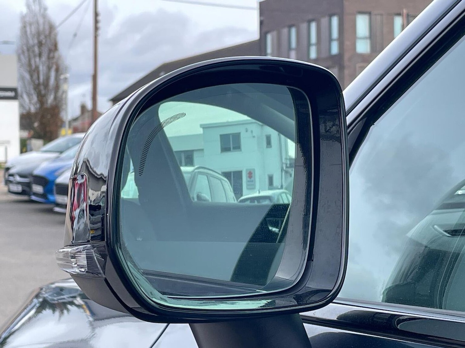 Used Volvo XC60 2024 for sale - 77984011: Photo 39