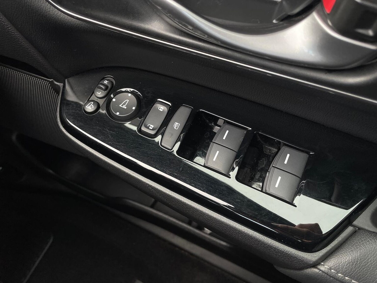 Used Honda CR-V 2023 for sale - 76171550: Photo 21