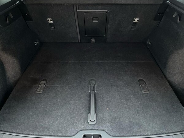 Used Volvo XC40 2024 for sale - 76198469: Photo 17