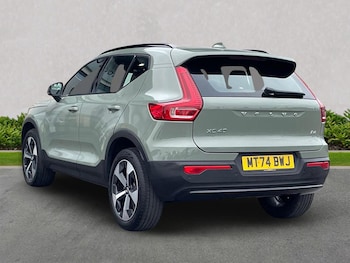 Used Volvo XC40 2024 for sale - 76198469: Photo 2