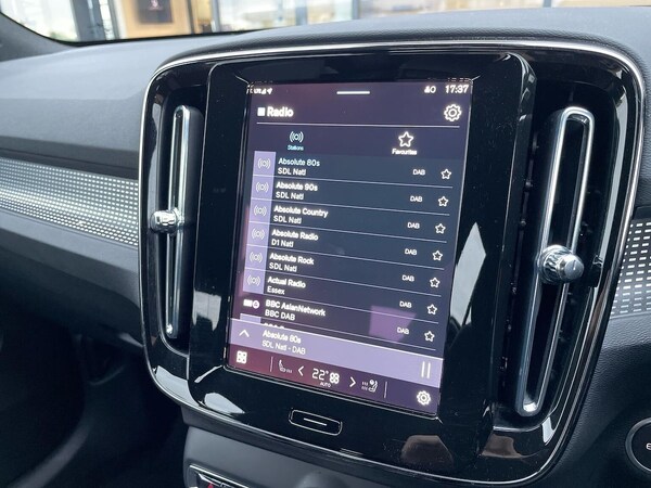 Used Volvo XC40 2024 for sale - 76198469: Photo 31