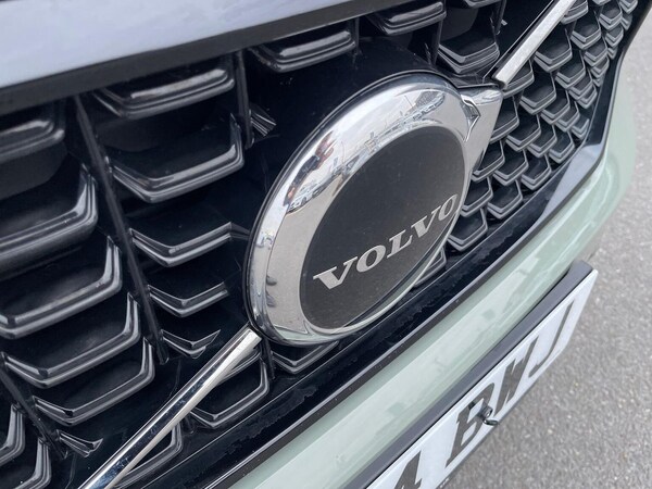 Used Volvo XC40 2024 for sale - 76198469: Photo 33