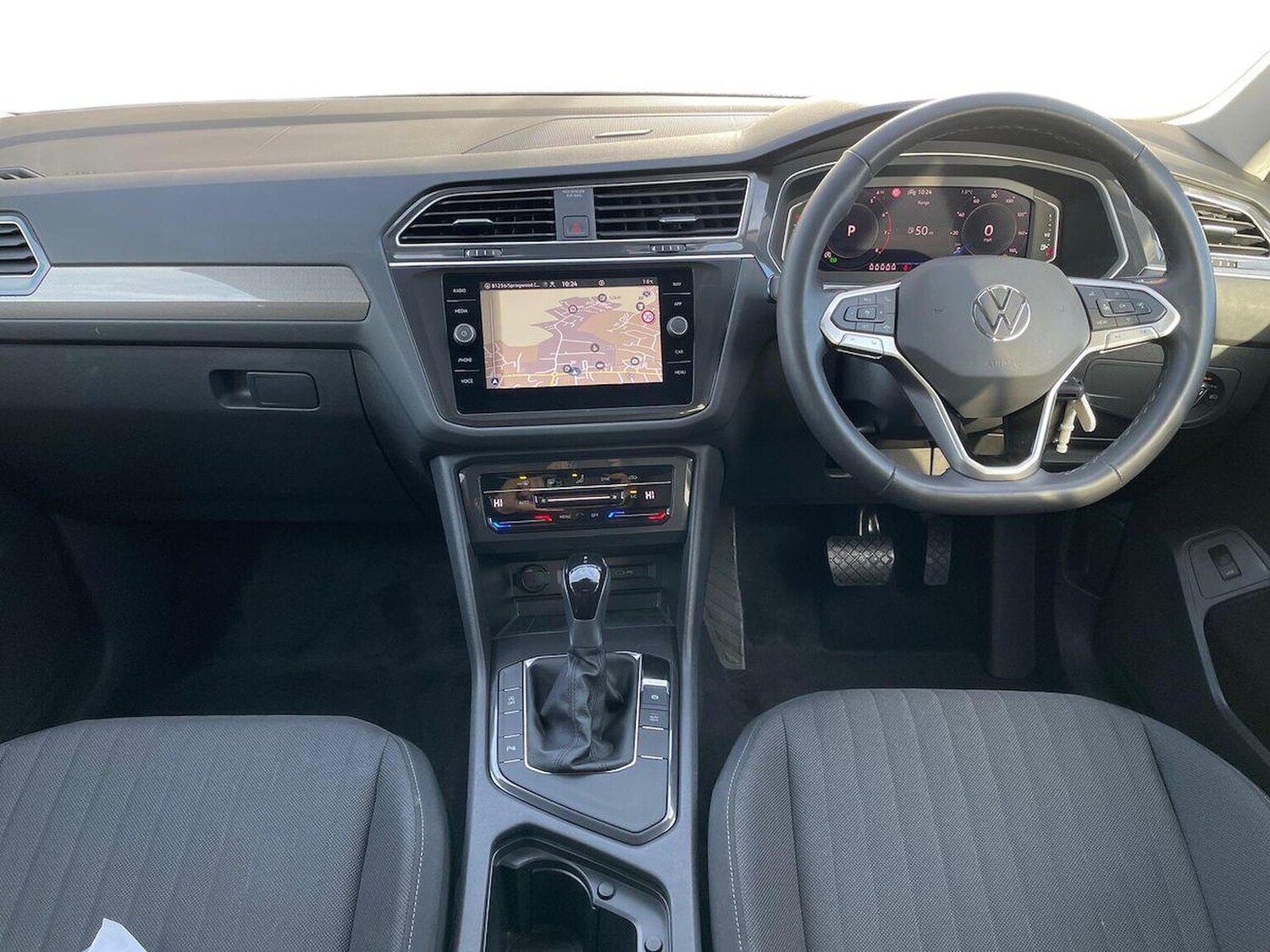 Used Volkswagen Tiguan Allspace 2024 for sale - 76830651: Photo 8