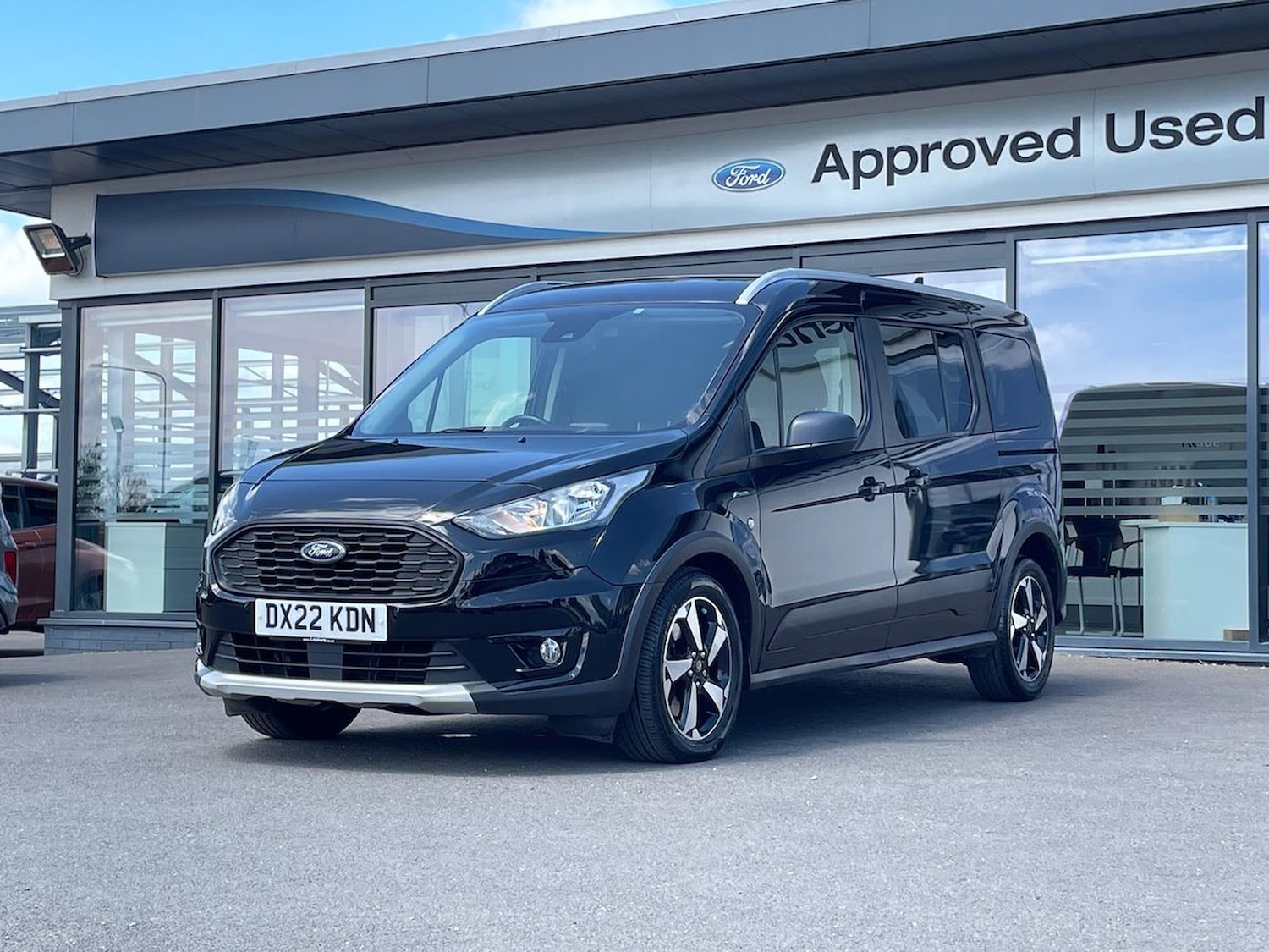 Used Ford Grand Tourneo Connect 2022 for sale - 76521009: Photo 35