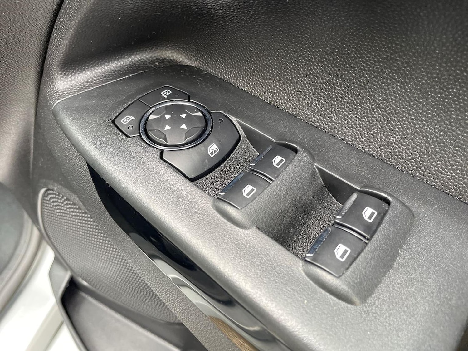 Used Ford Ecosport 2023 for sale - 77729957: Photo 21