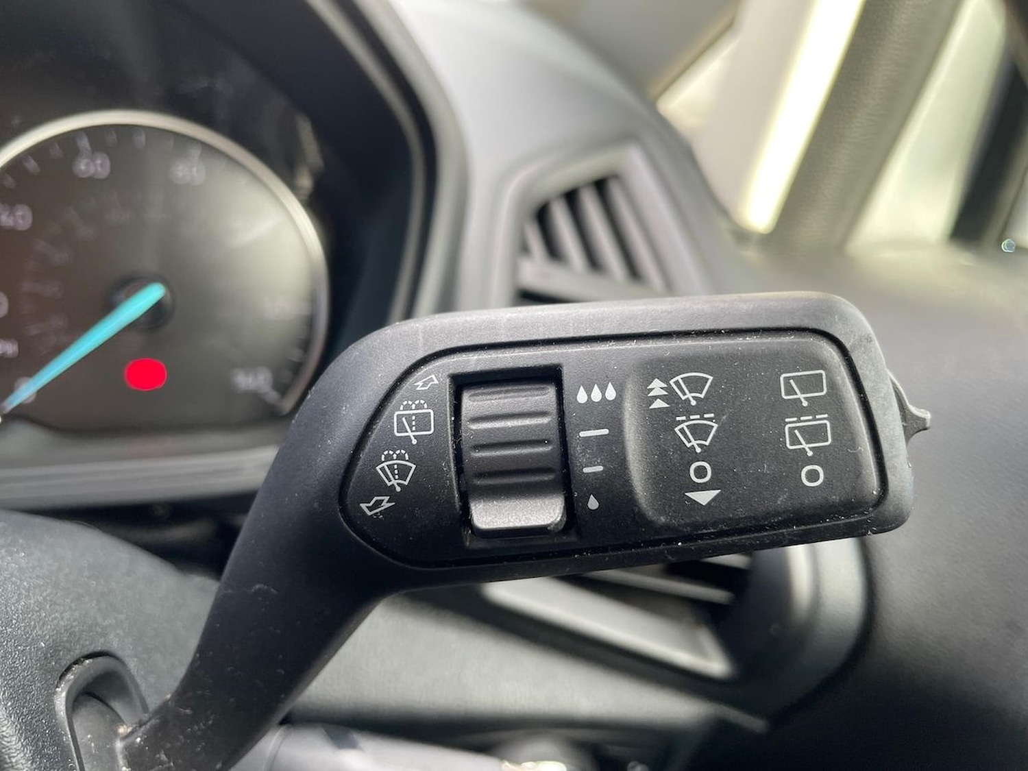 Used Ford Ecosport 2023 for sale - 77729957: Photo 28