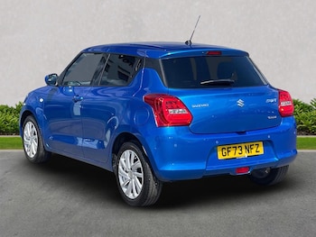 Used Suzuki Swift 2023 for sale - 75575604: Photo
