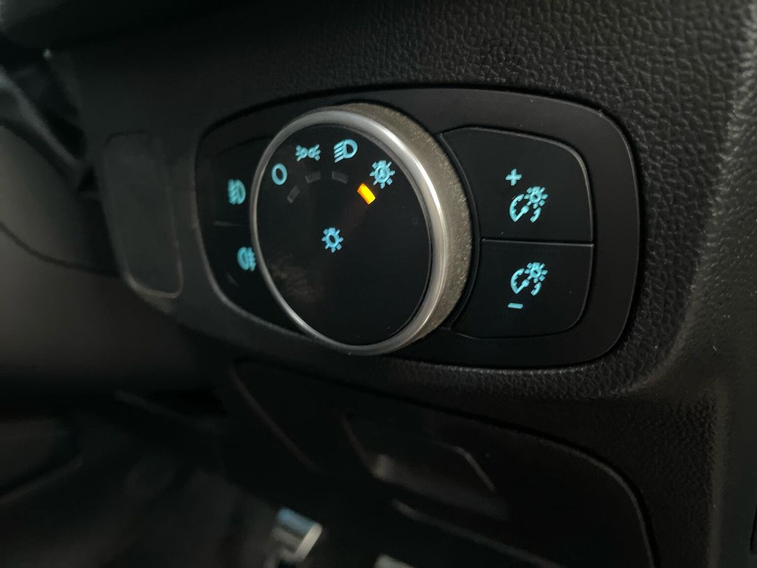 Used Ford Focus 2020 for sale - 76455308: Photo 32