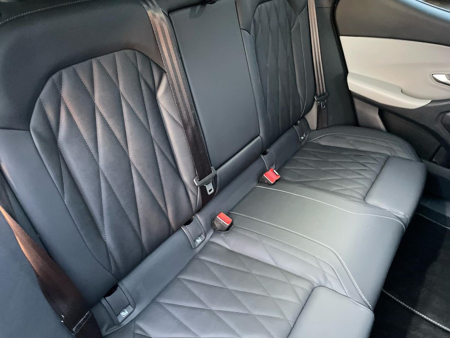 Used Ford Explorer 2024 for sale - 77616764: Photo 16