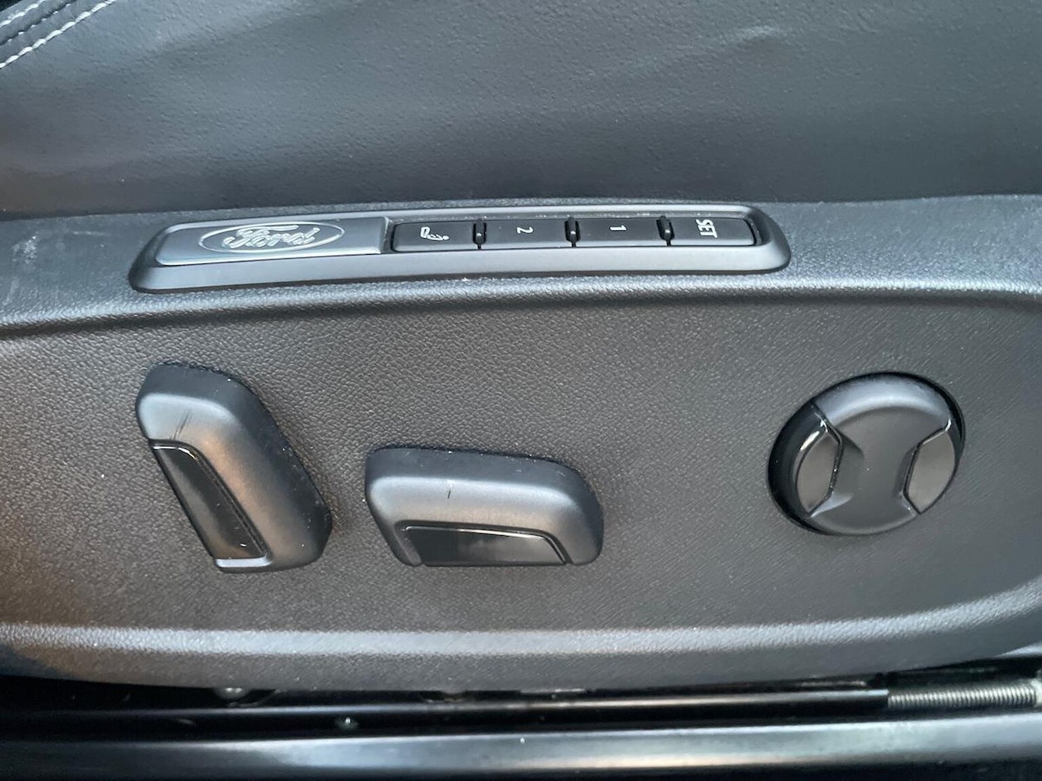 Used Ford Explorer 2024 for sale - 77616764: Photo 29