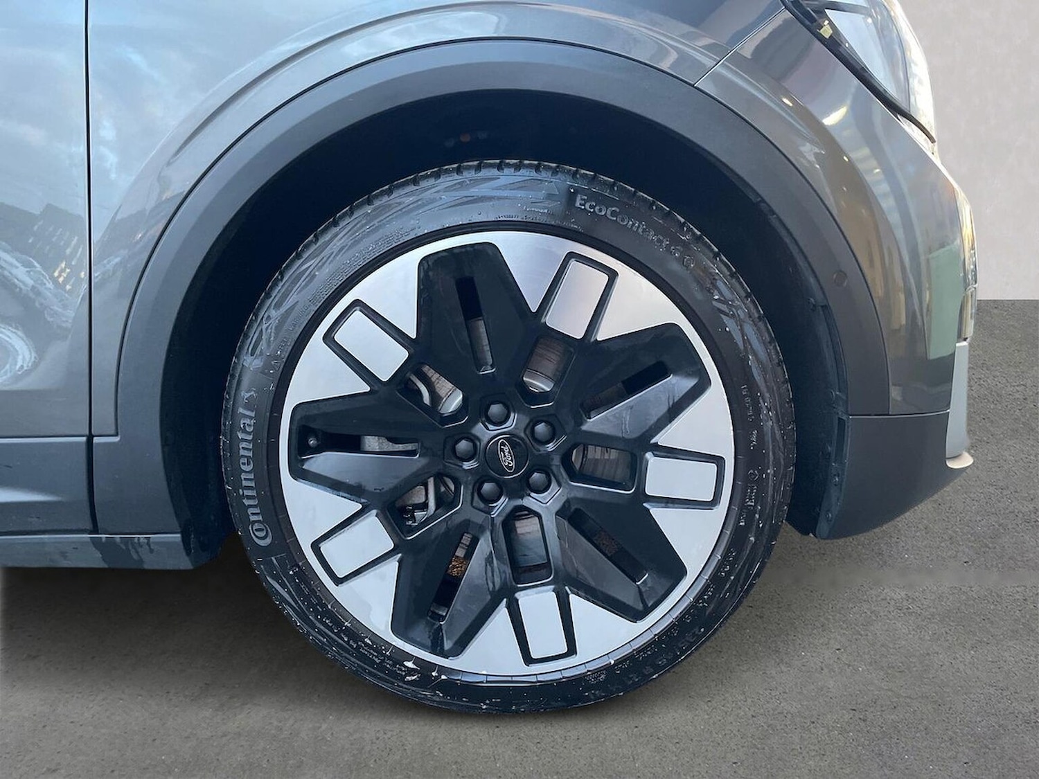 Used Ford Explorer 2024 for sale - 77616764: Photo 6